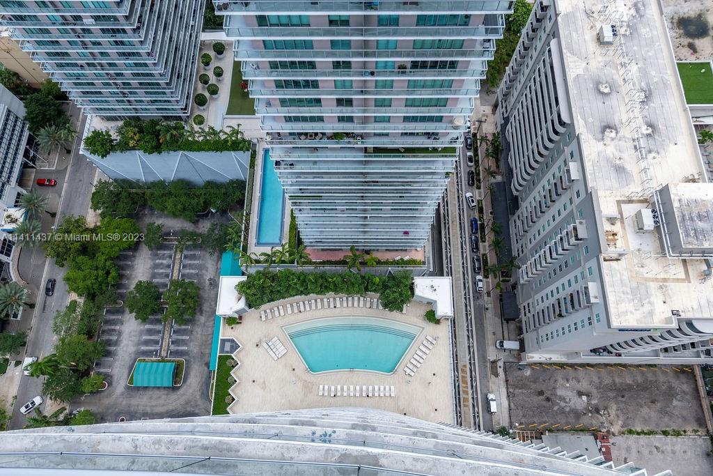 1100 MILLECENTO RESIDENCE - Residential