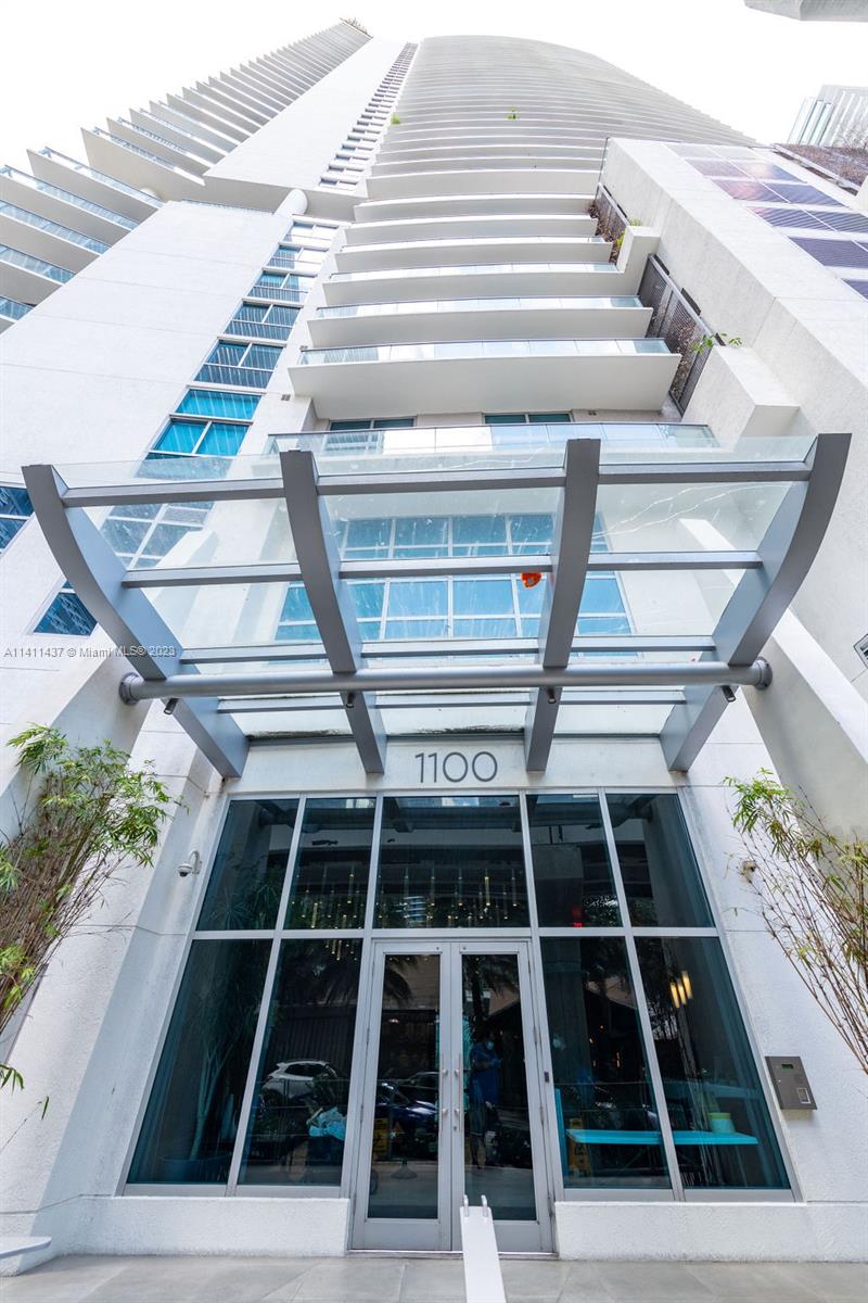 1100 MILLECENTO RESIDENCE - Residential