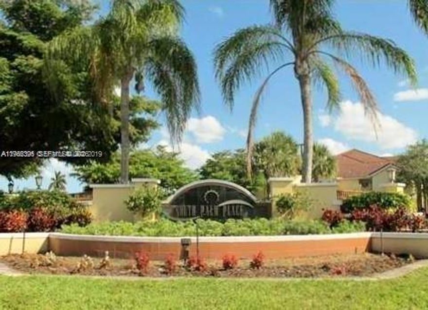 2/2 IN SOUTH PALM PLACE, INTERNAL STAIRS TO GO TO THE UNIT. 2 ASSIGNED PARKING SPACES, WAHER AND DRYER , 2 BALCONIES.  GREAT   UNIT FOR INVESTORS.UNIT IS RENTED. READ BROKER REMARKS FOR SHOWINGS. UNIT IS SOLD AS IS.