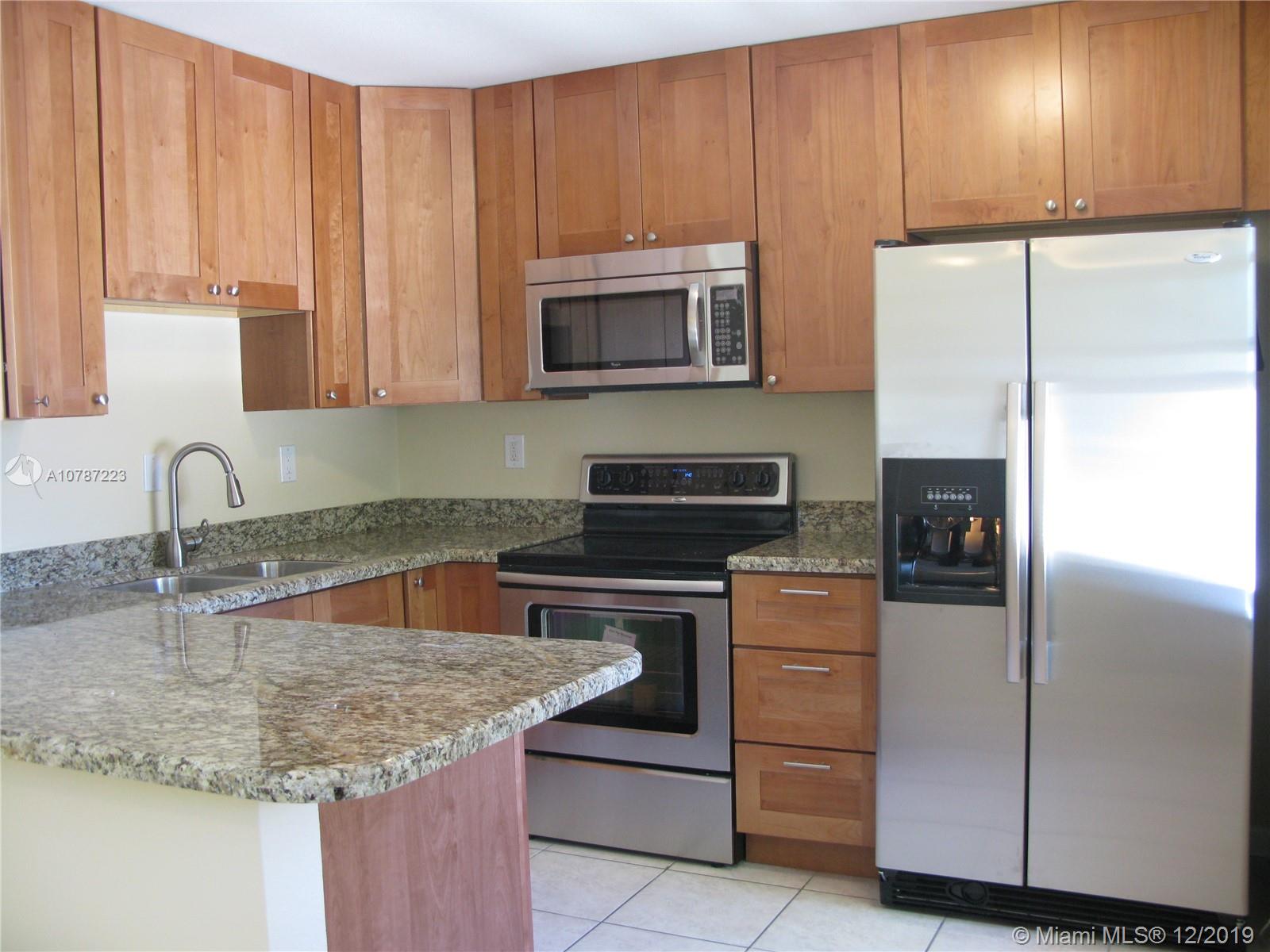 LAUDERDALE - Residential Lease