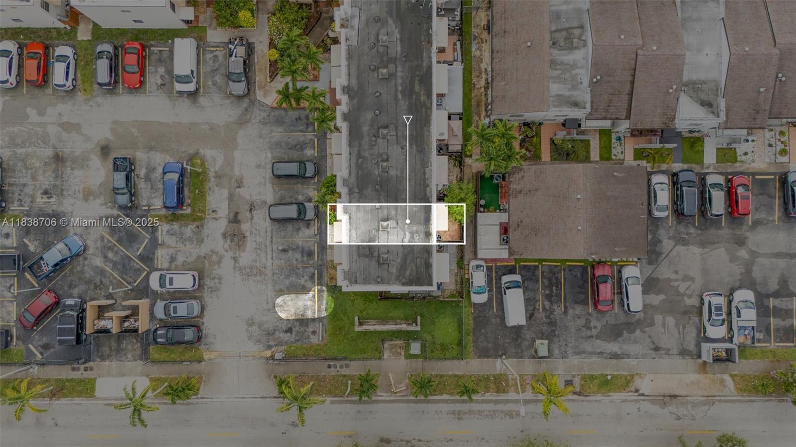 LAGO BELLO CONDO #1 - Residential