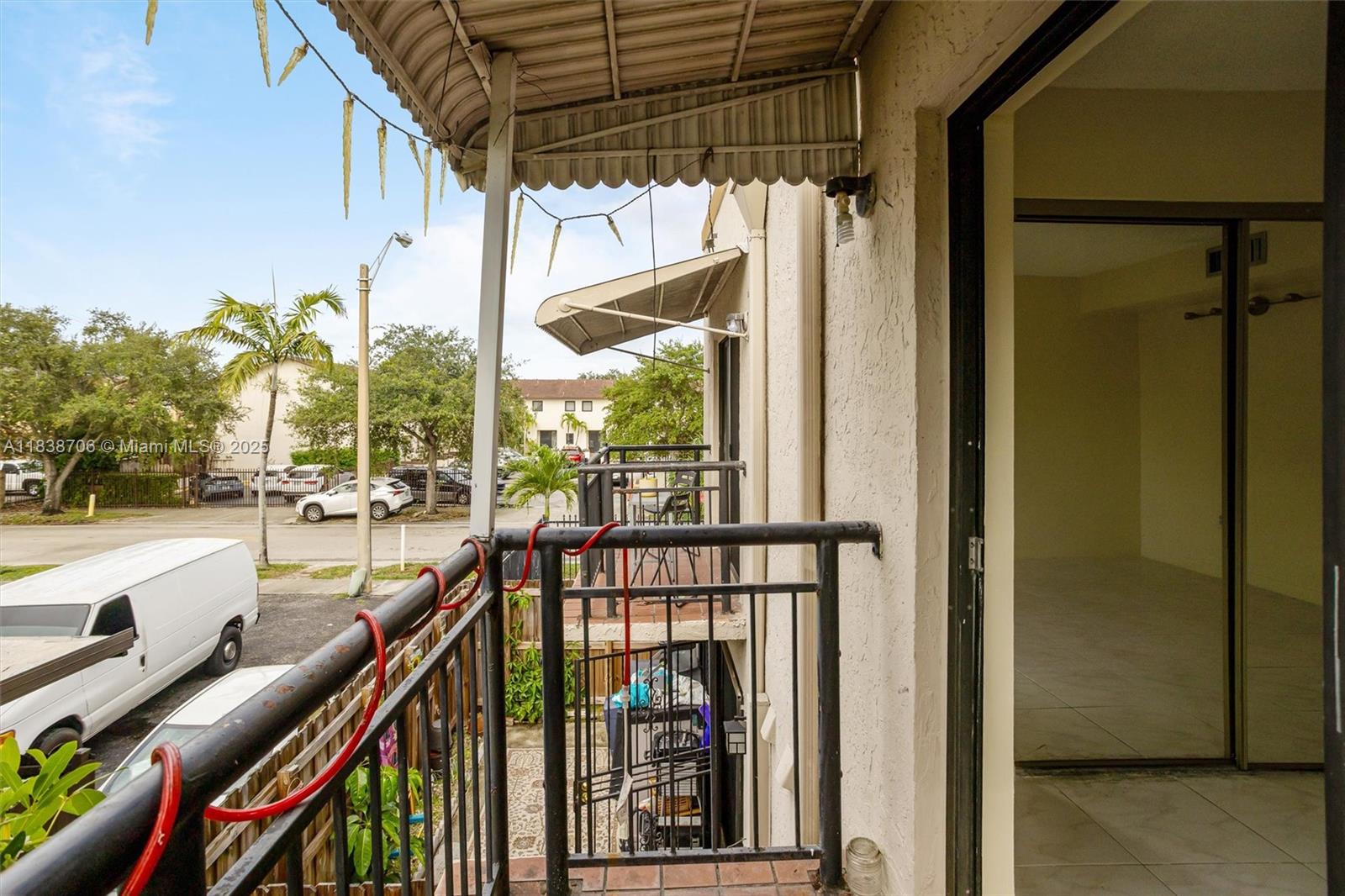 LAGO BELLO CONDO #1 - Residential