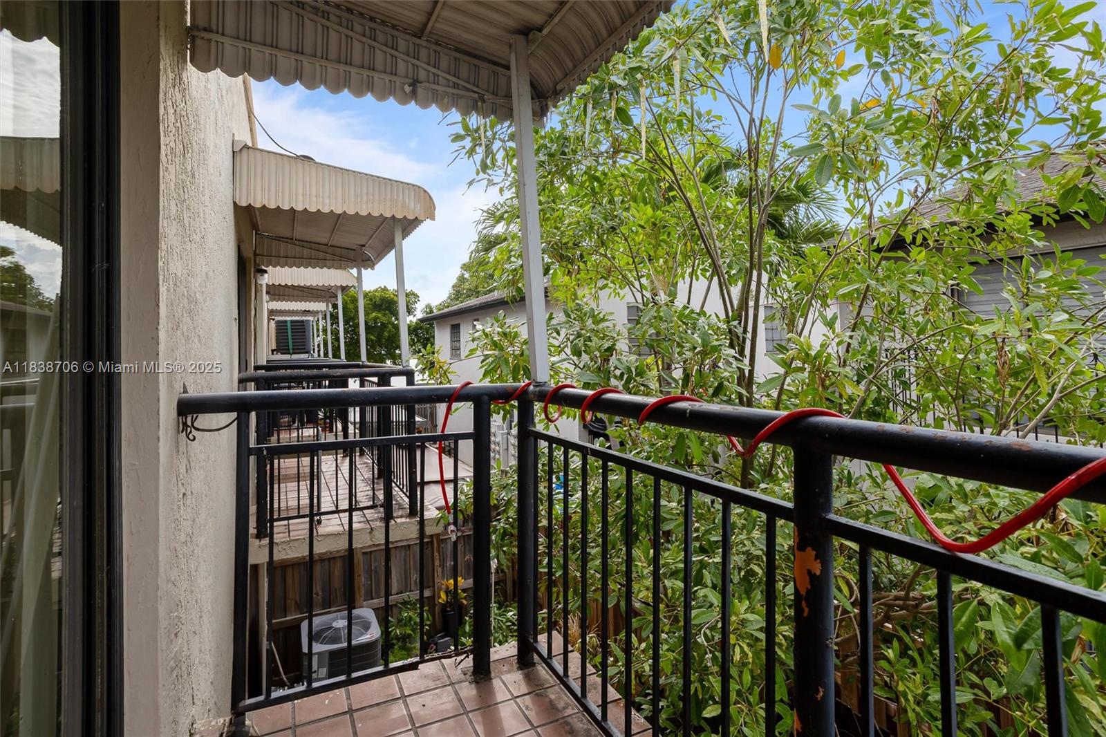 LAGO BELLO CONDO #1 - Residential