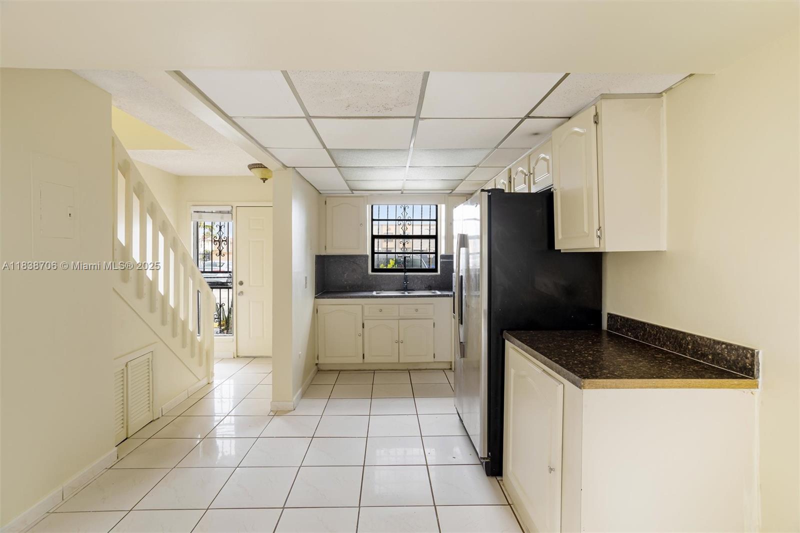 LAGO BELLO CONDO #1 - Residential