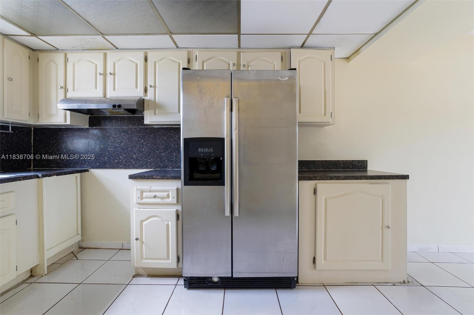 LAGO BELLO CONDO #1 - Residential