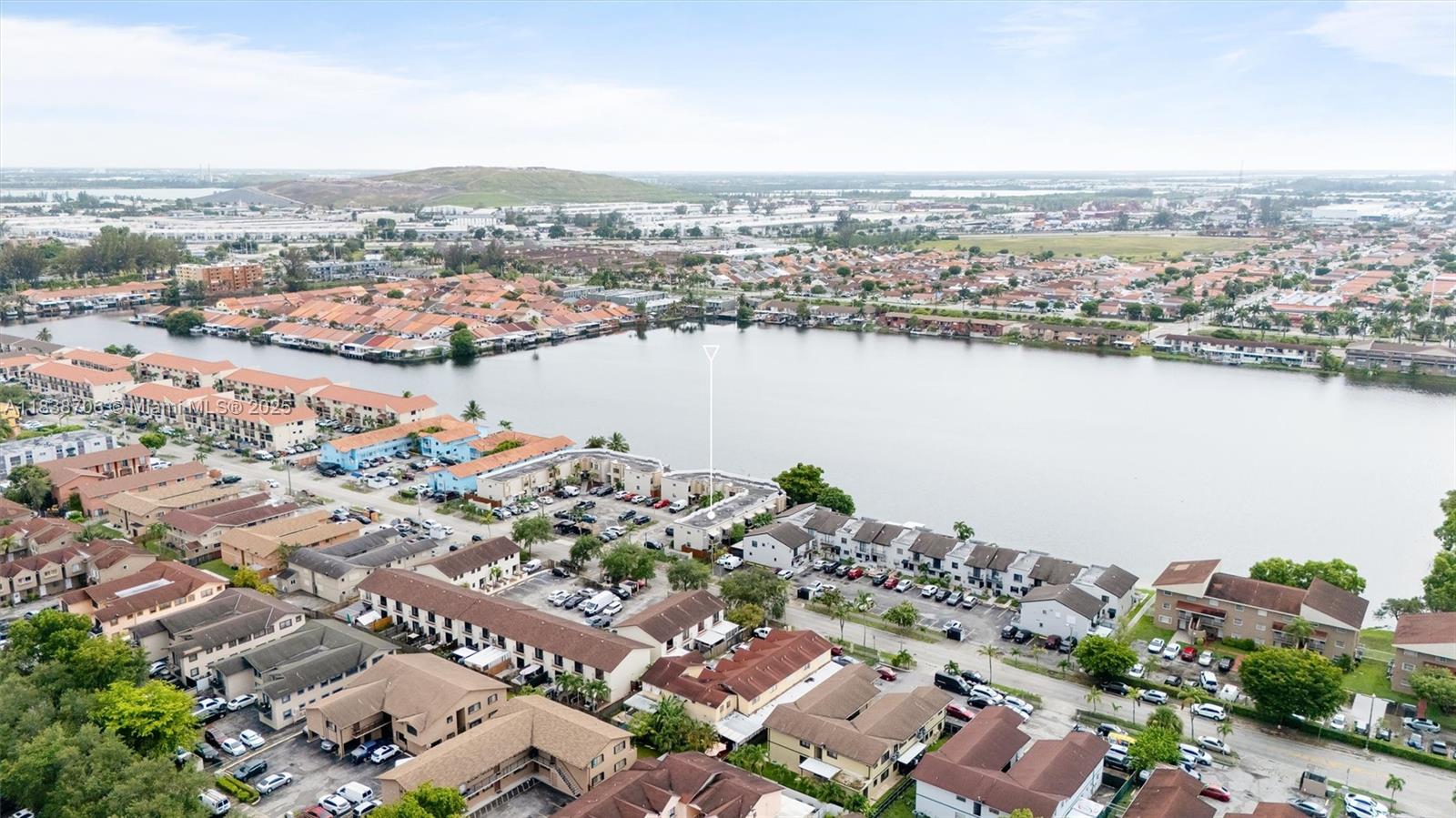 LAGO BELLO CONDO #1 - Residential