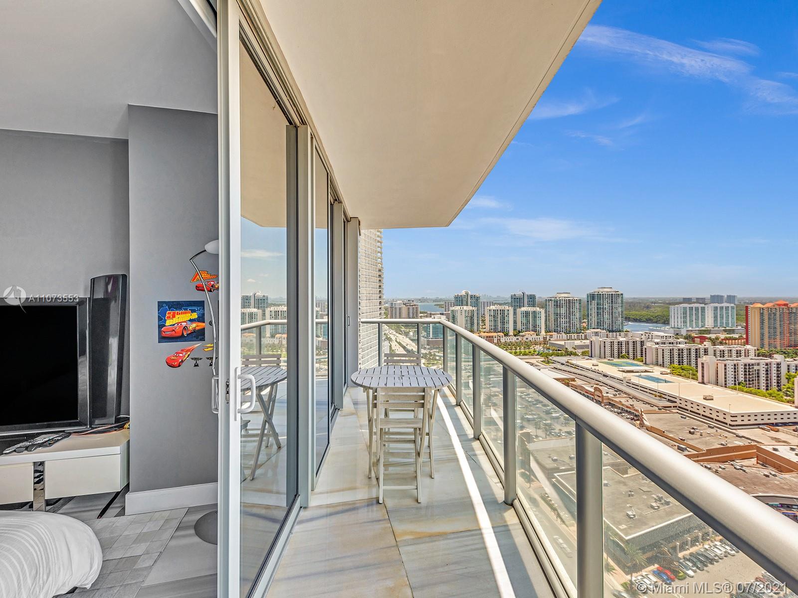 JADE OCEAN CONDO - Residential
