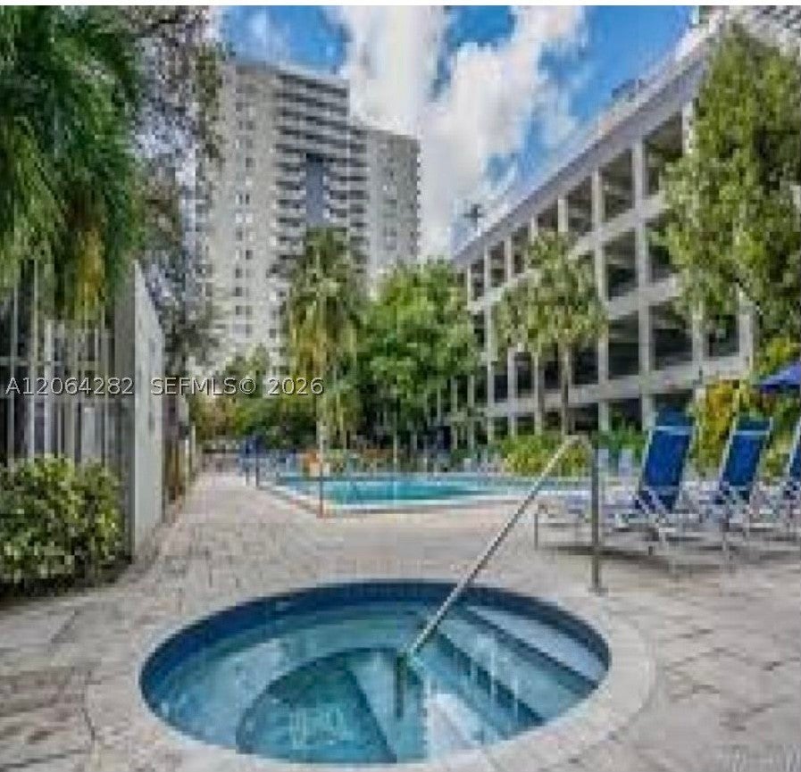 800 N Miami Ave E-1605
