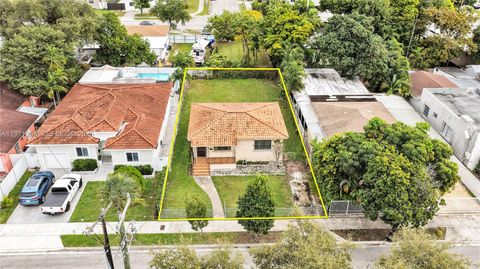 831 NW 21st Ct Miami FL 33125