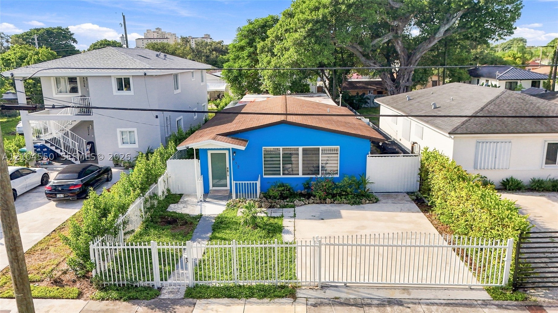 2932 NW 58th St