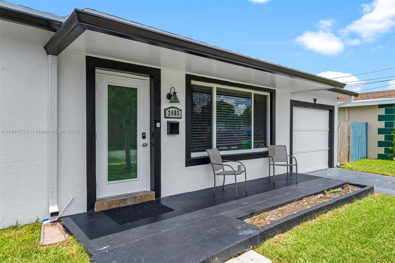 2485 NW 84th Way, Sunrise, FL, 33322/$429,999 1 2485 NW 84th Way