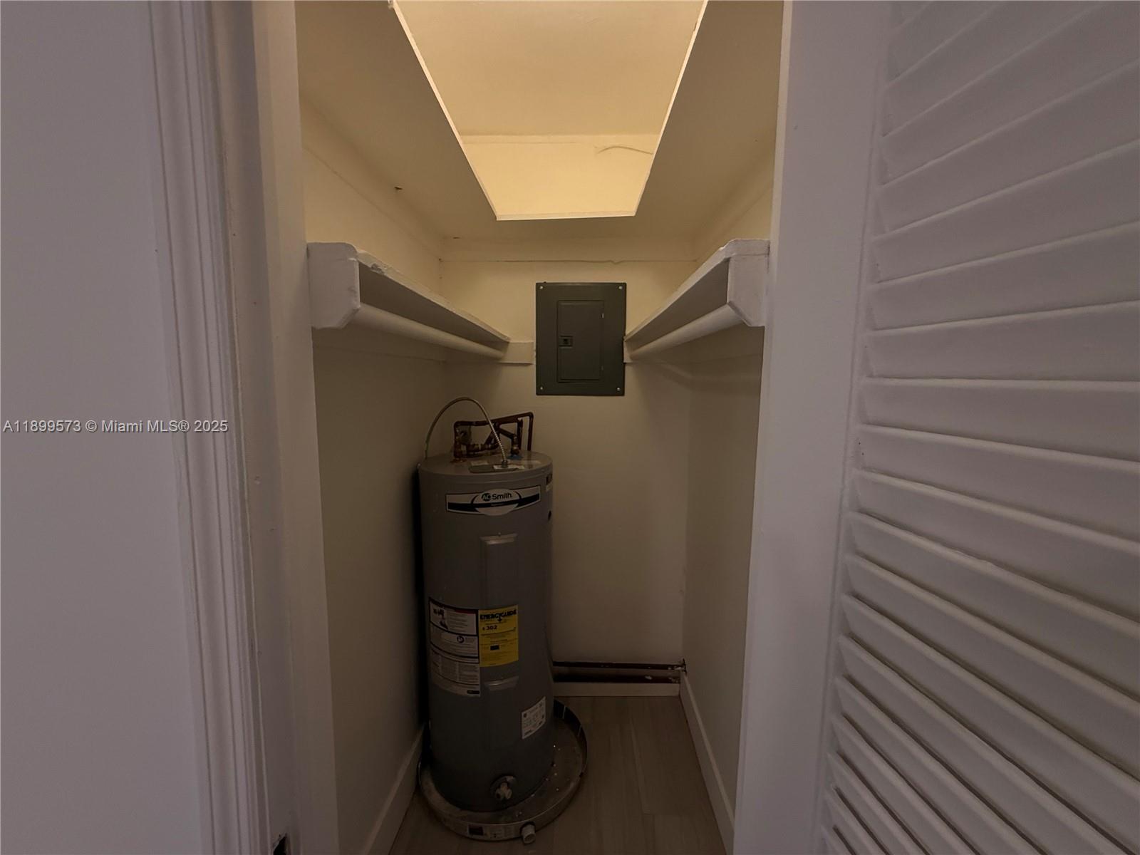 OAK GROVE - Residential Lease