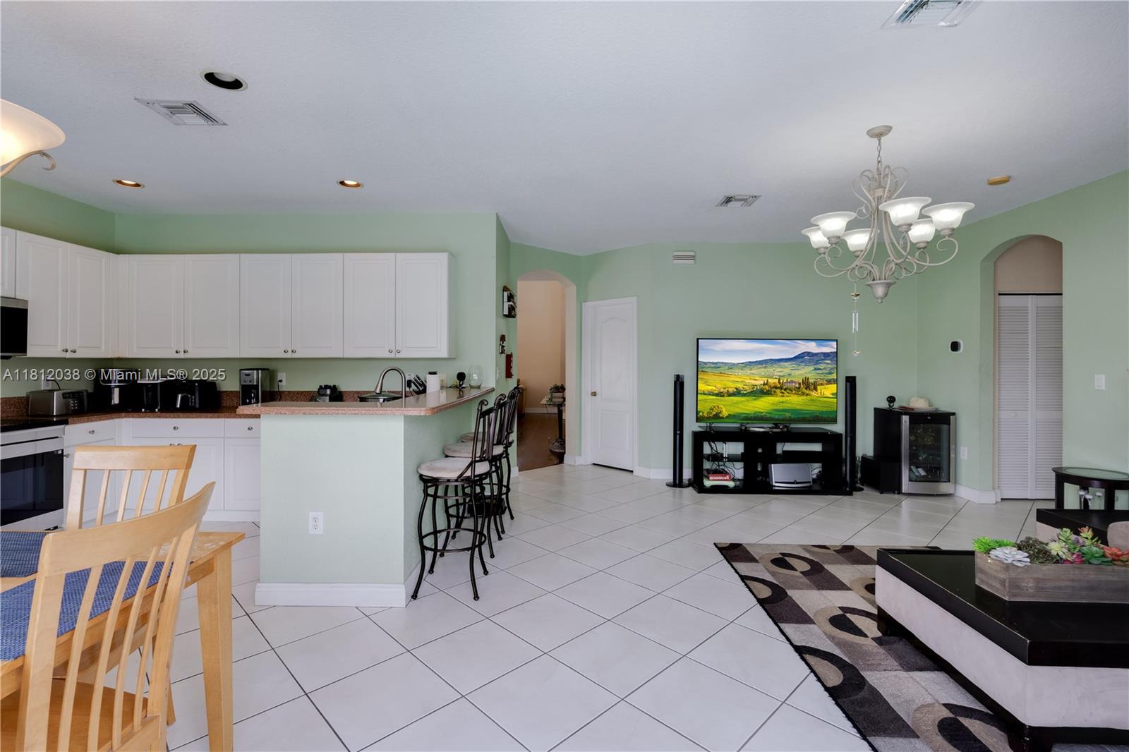 EFM ESTATES SECTIONS TWO - Residential
