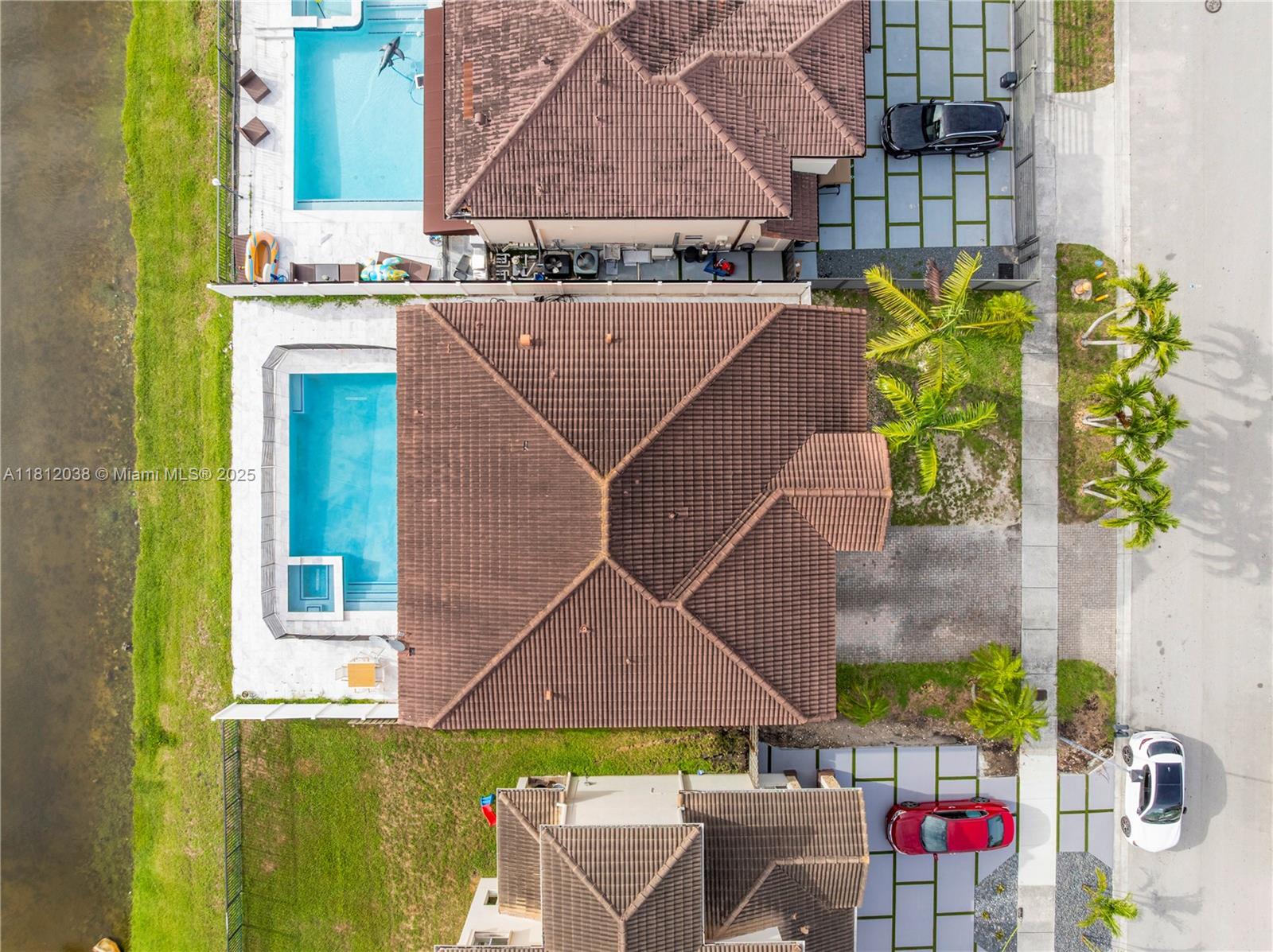 EFM ESTATES SECTIONS TWO - Residential