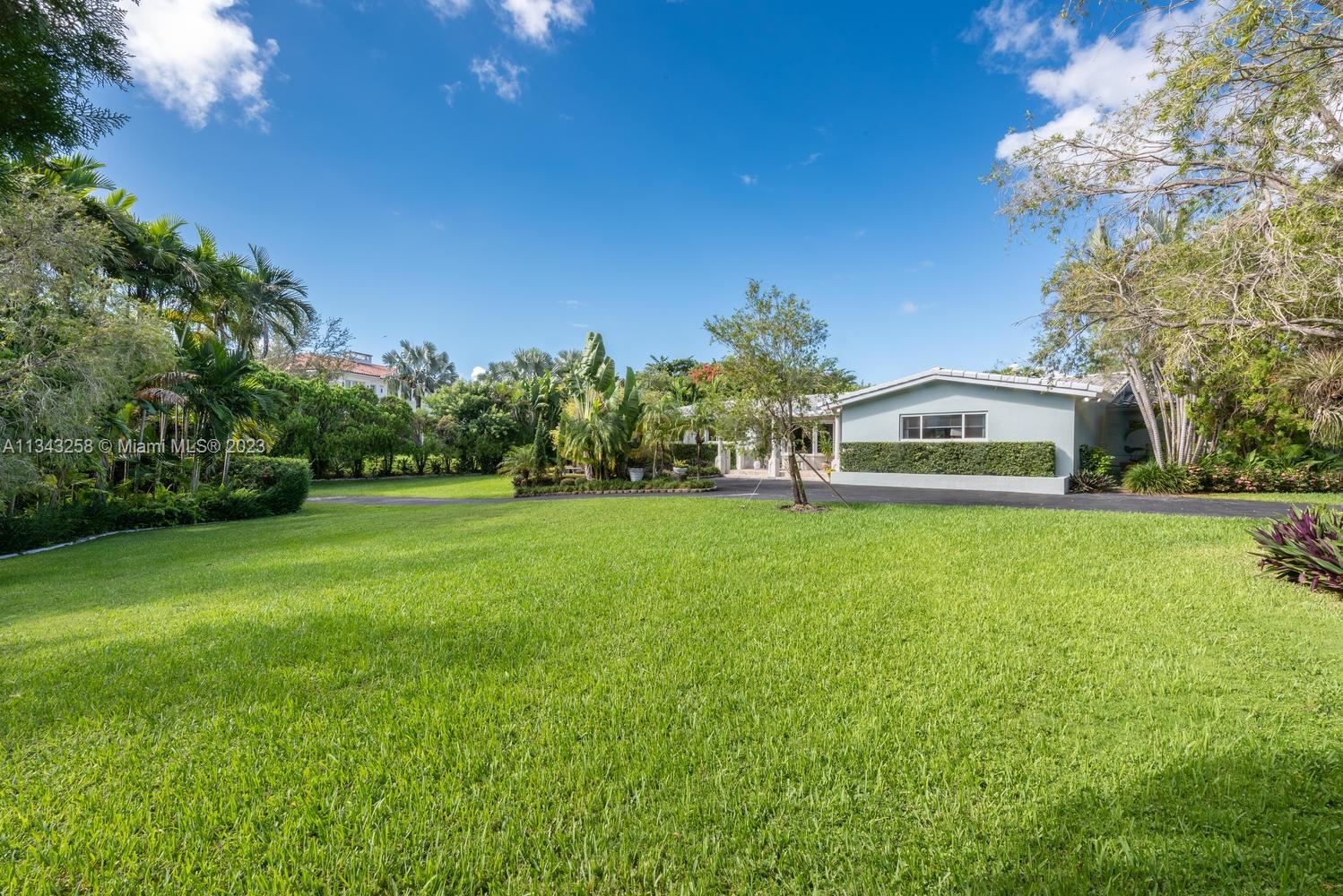 RIDGELINE ESTATES - Residential