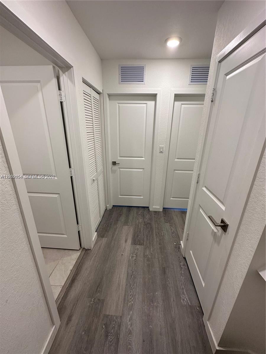 TOWNS AT SEASCAPE - Residential Lease