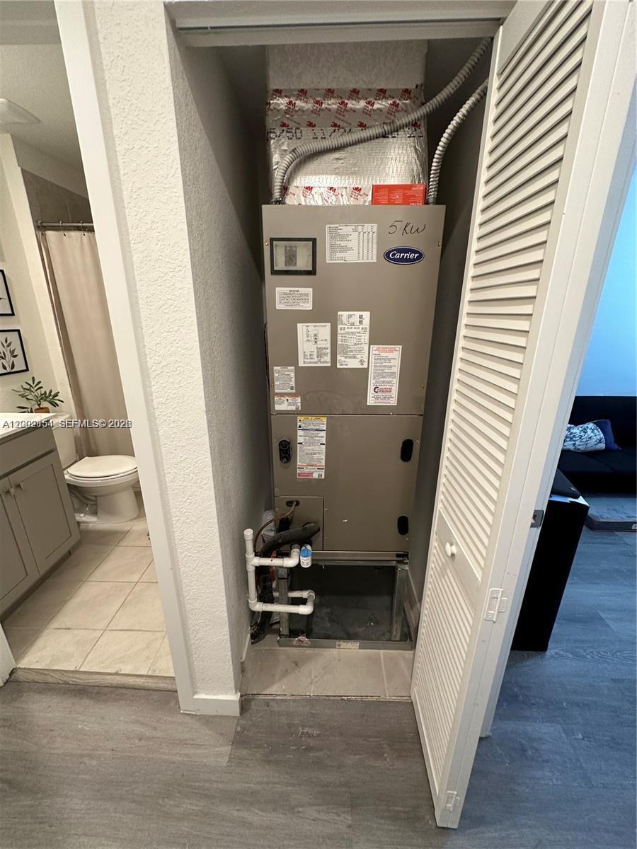 TOWNS AT SEASCAPE - Residential Lease