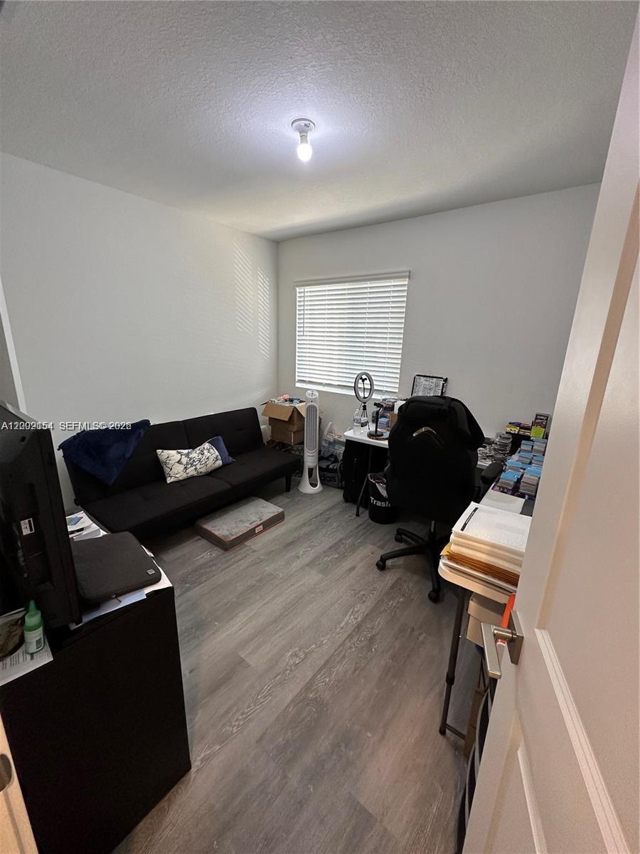 TOWNS AT SEASCAPE - Residential Lease