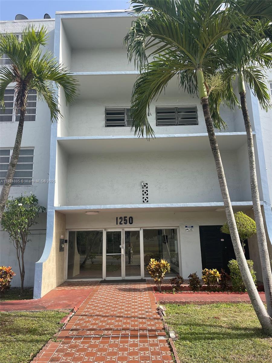 Property for Sale at 1250 Ne 125th St 410C, North Miami, Miami-Dade County, Florida - Bedrooms: 1 
Bathrooms: 2  - $165,000