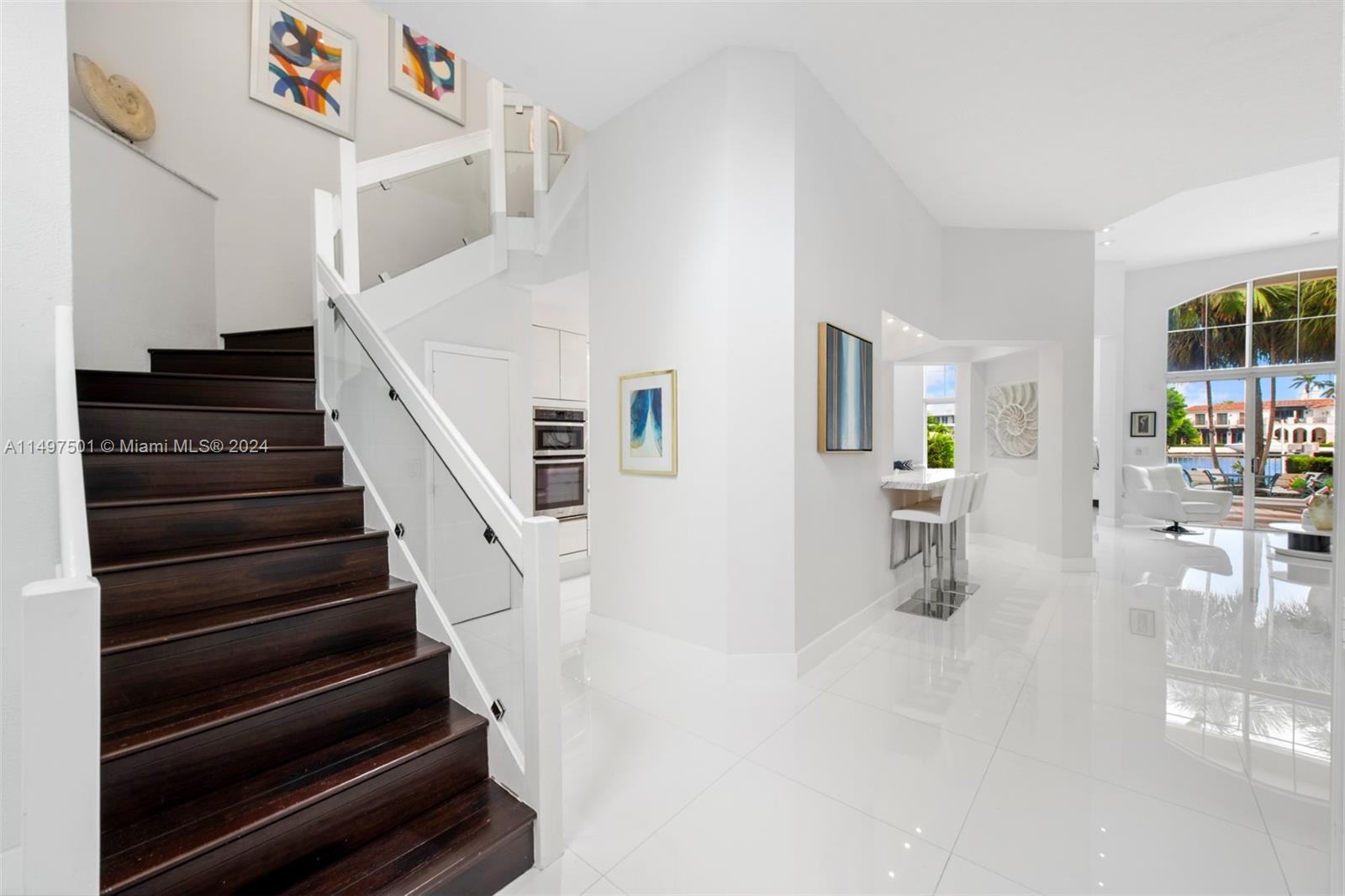 THE COURTYARDS AT THE POI - Residential