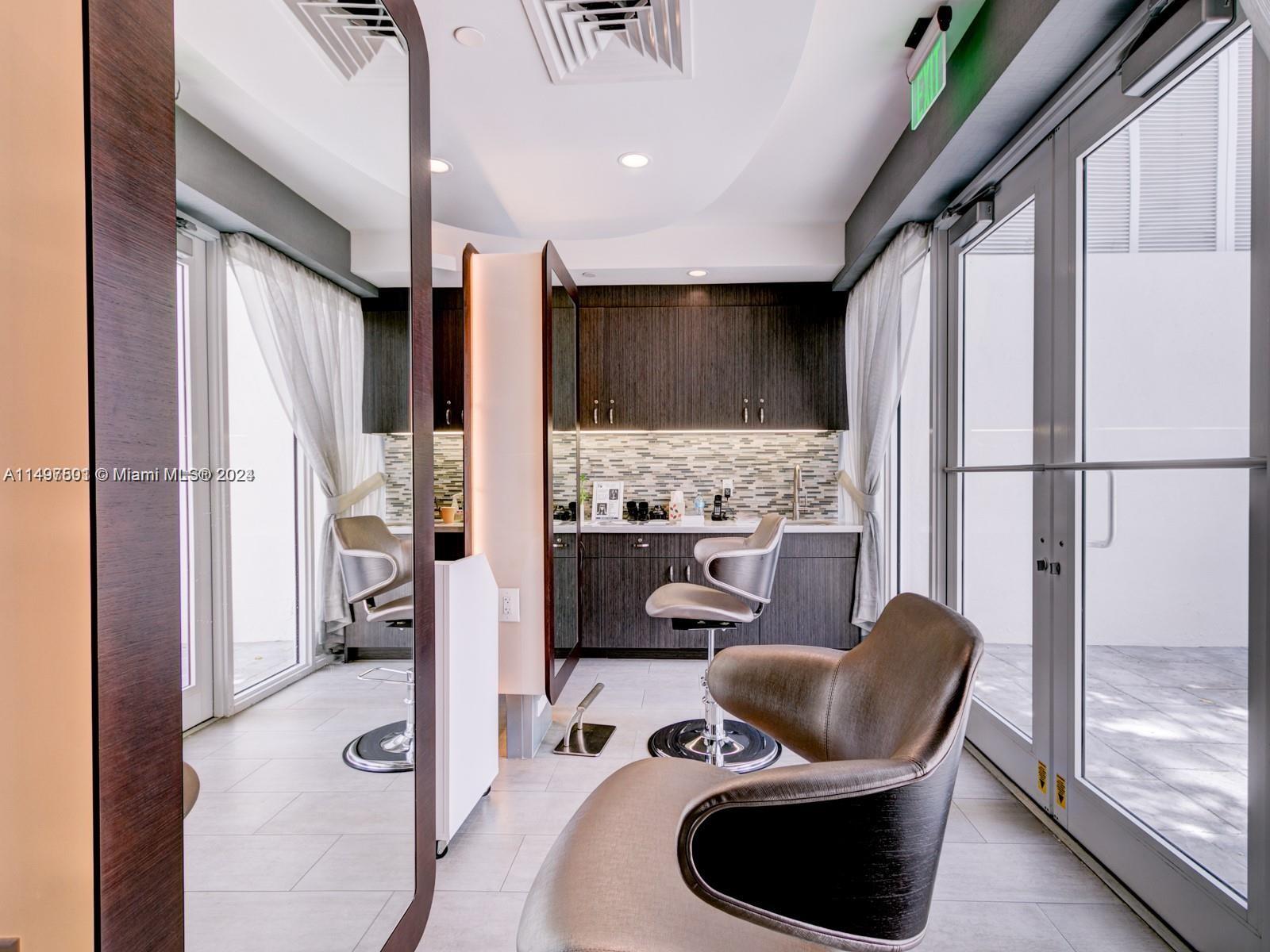 THE COURTYARDS AT THE POI - Residential