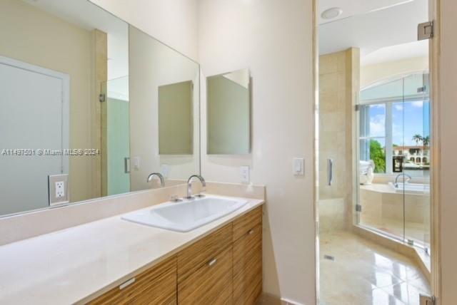 THE COURTYARDS AT THE POI - Residential