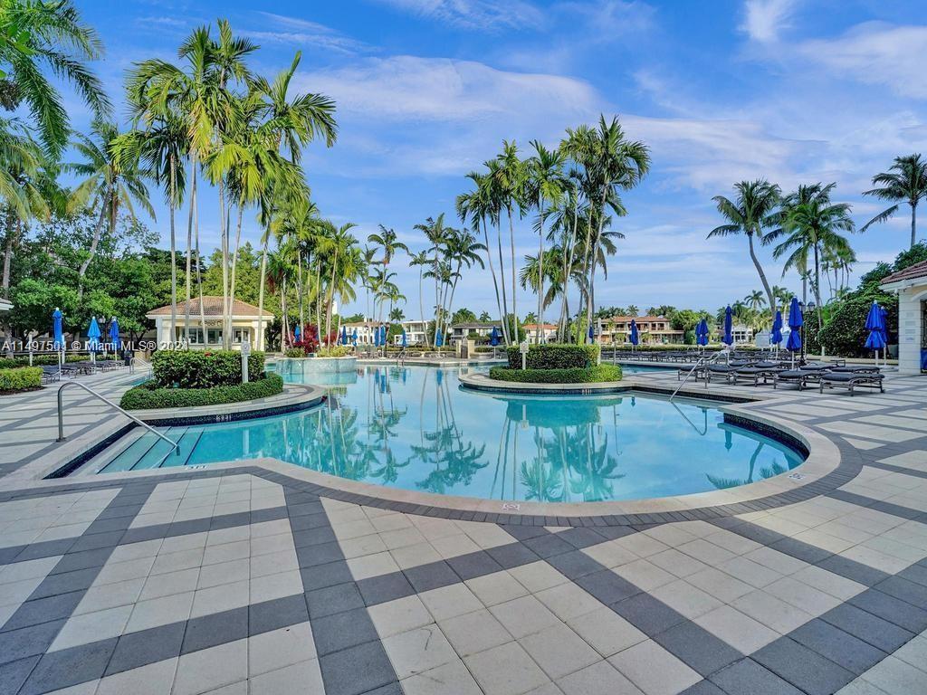 THE COURTYARDS AT THE POI - Residential