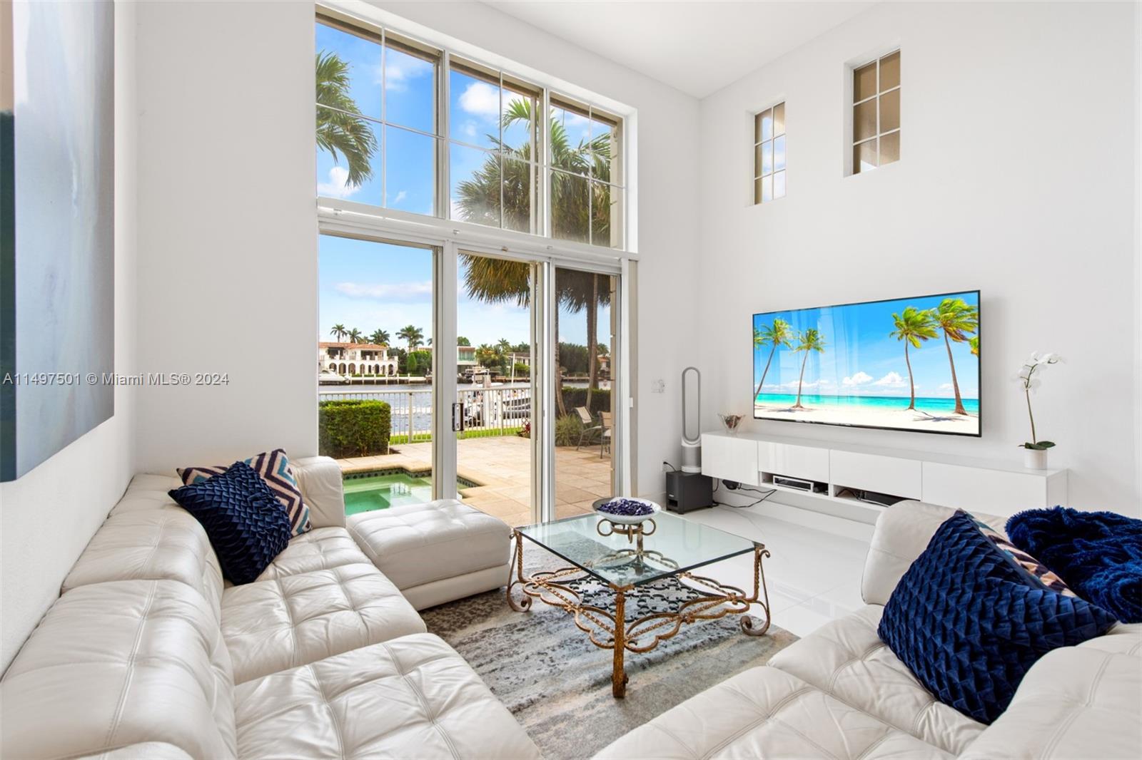 THE COURTYARDS AT THE POI - Residential