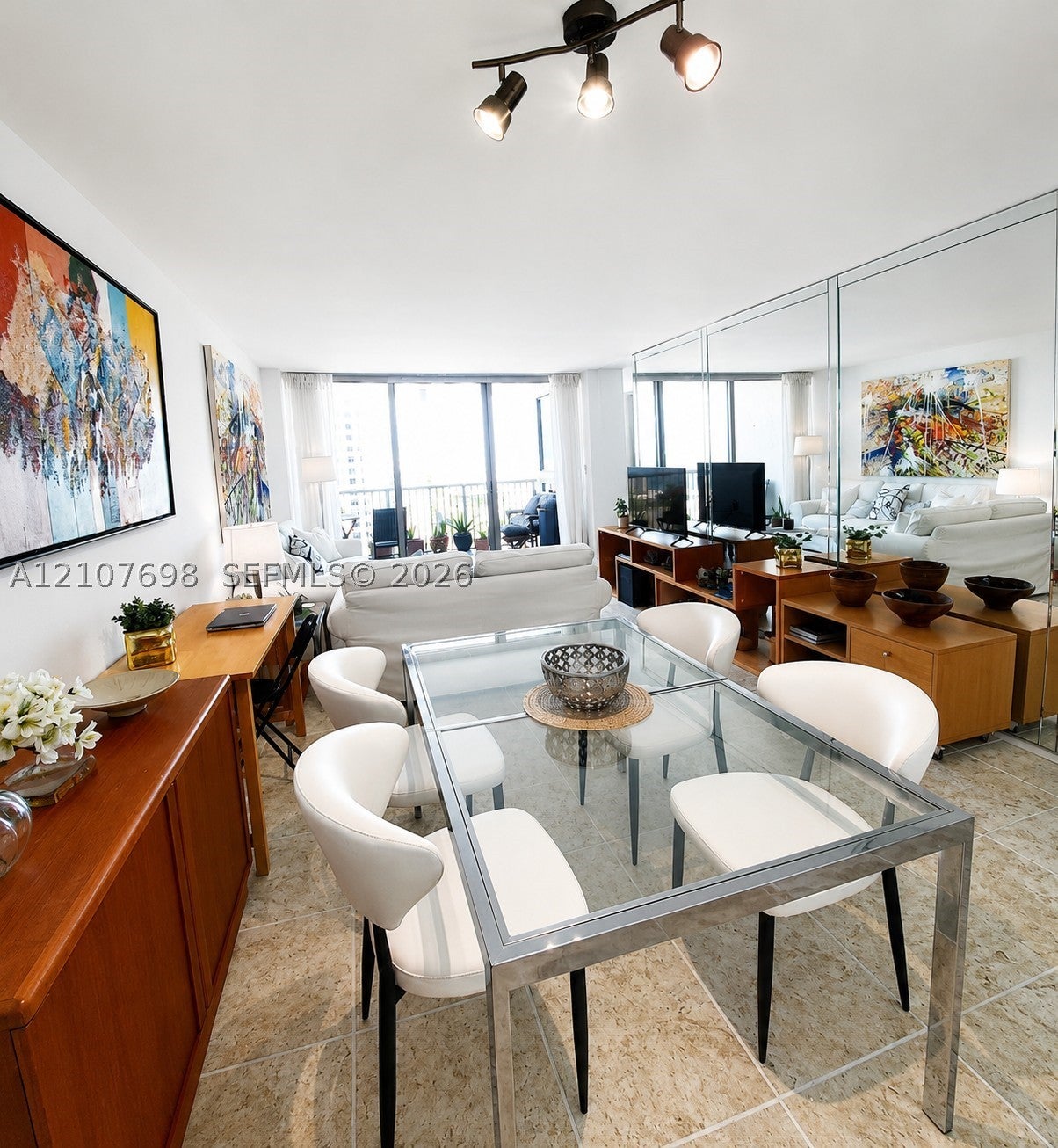 2655 Collins Ave 2306