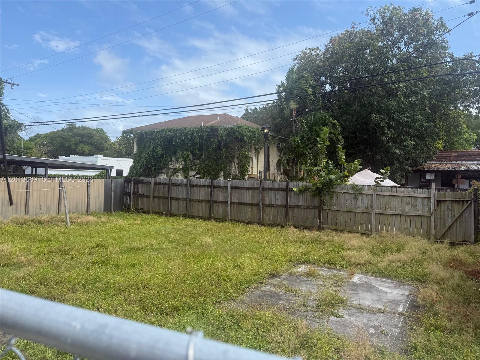836 NW 49th St