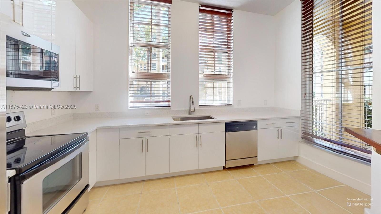 ALAQUA CONDO - Residential