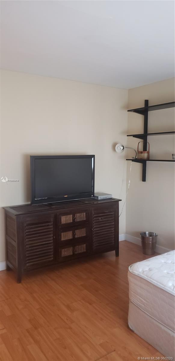 SUNWOOD CONDO - Residential