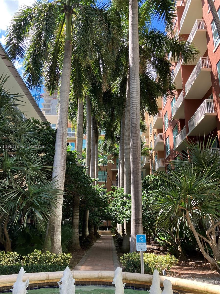 2001 Biscayne Blvd 3503