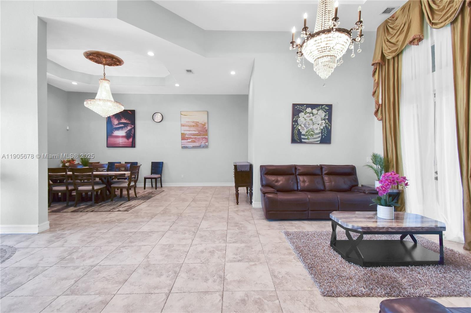 FLA FRUIT LANDS - Residential