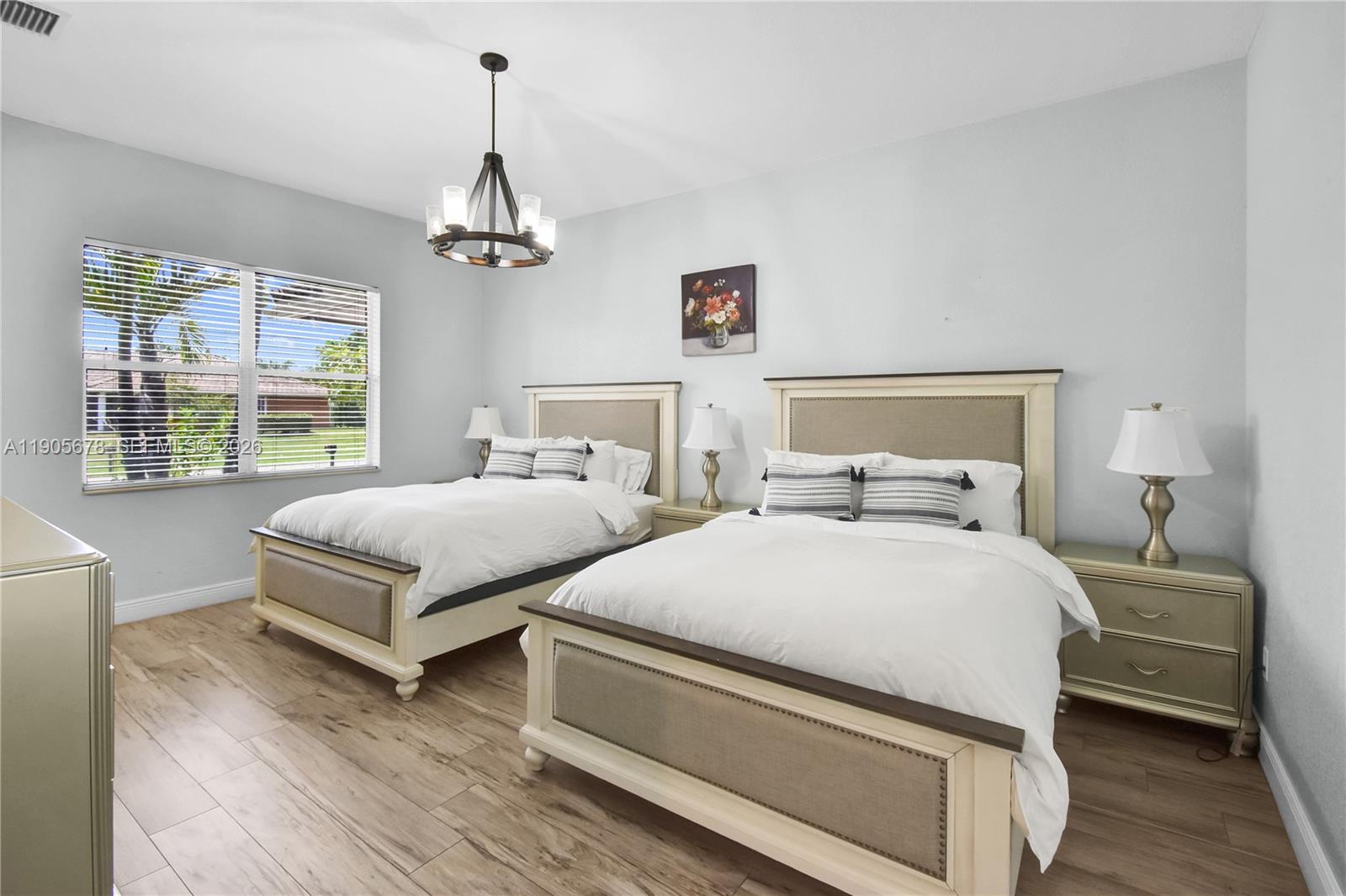 FLA FRUIT LANDS - Residential