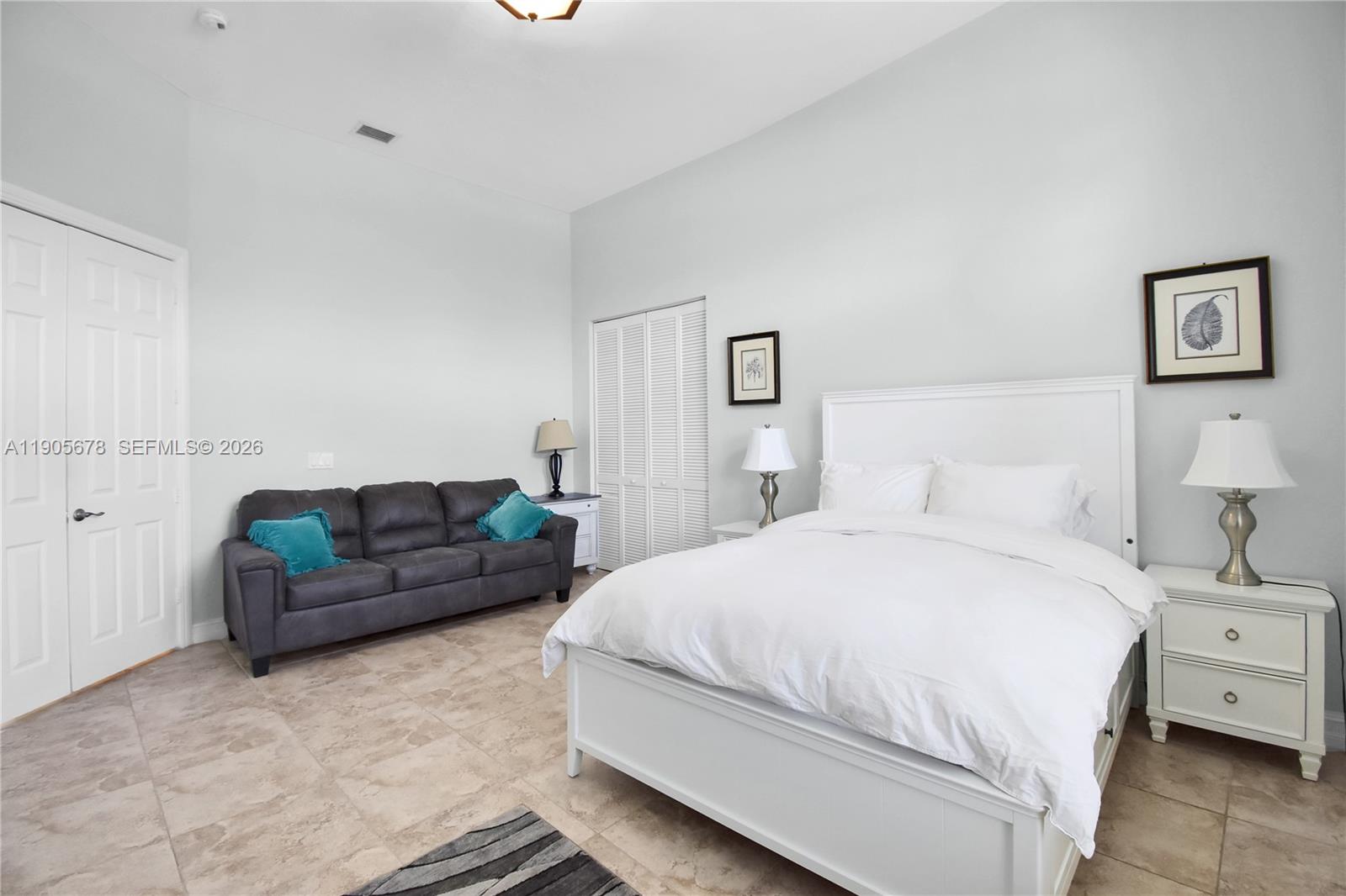 FLA FRUIT LANDS - Residential