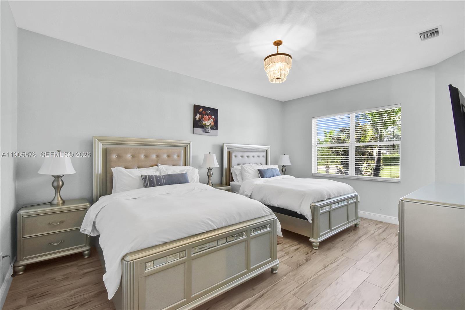 FLA FRUIT LANDS - Residential