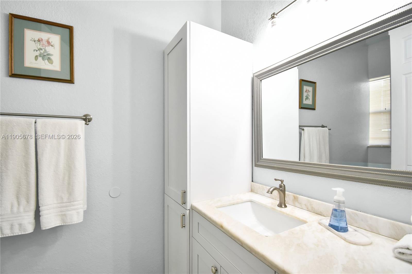 FLA FRUIT LANDS - Residential