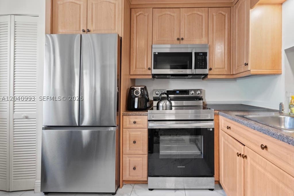 Photo of 232 NW 60th Ave #232, Margate, FL 33063 (MLS # A12040993)