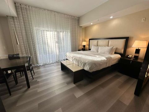 Photo of 5300 NW 87th Ave #910, Doral, FL 33178 (MLS # A11961117)