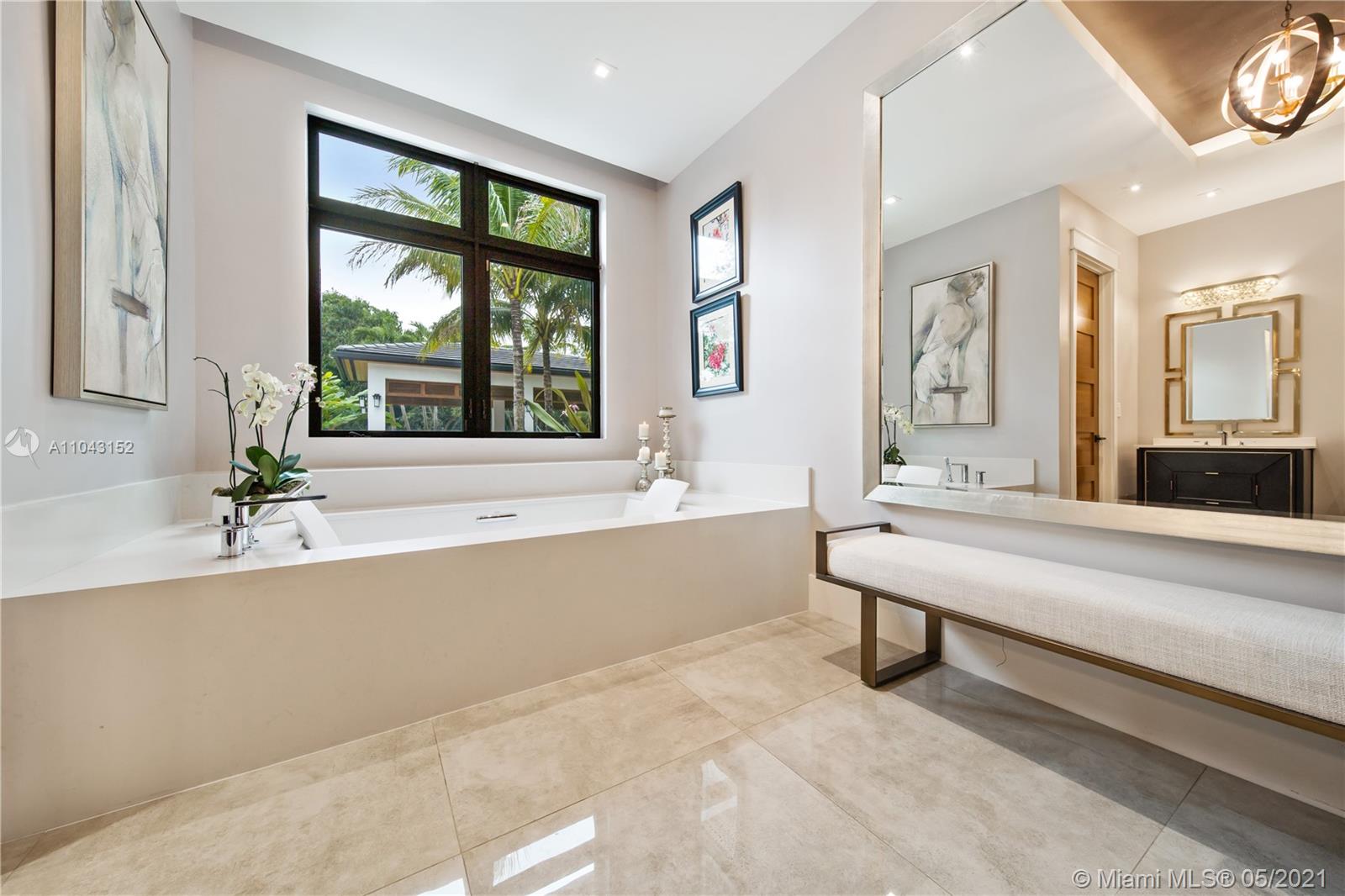 ROLLING HILLS ESTATES - Residential