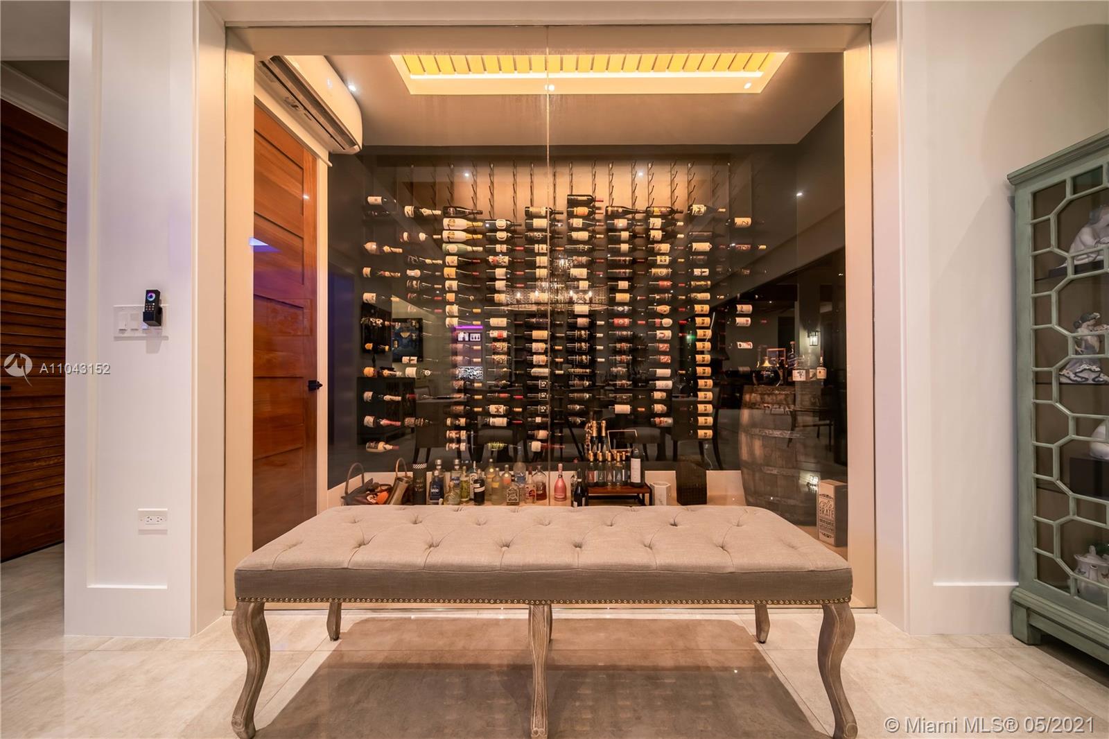 ROLLING HILLS ESTATES - Residential