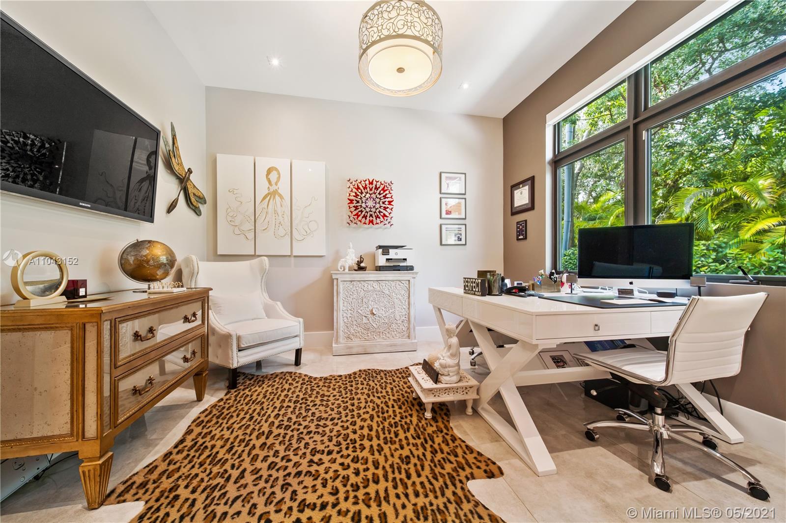 ROLLING HILLS ESTATES - Residential