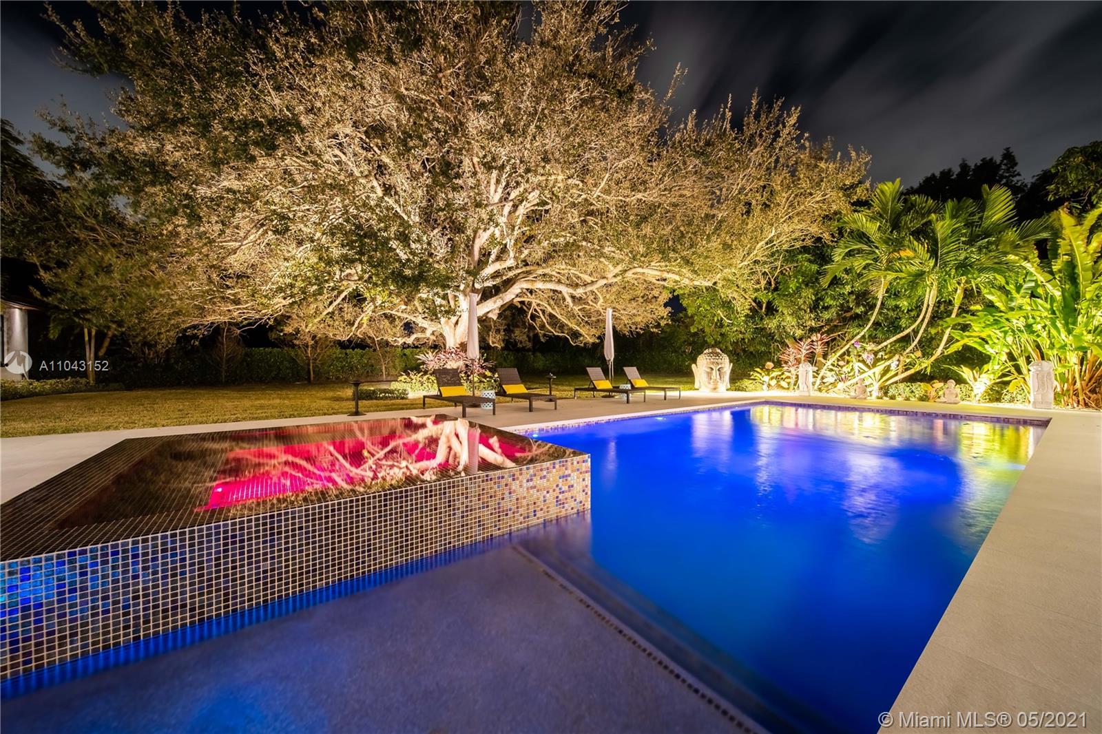 ROLLING HILLS ESTATES - Residential