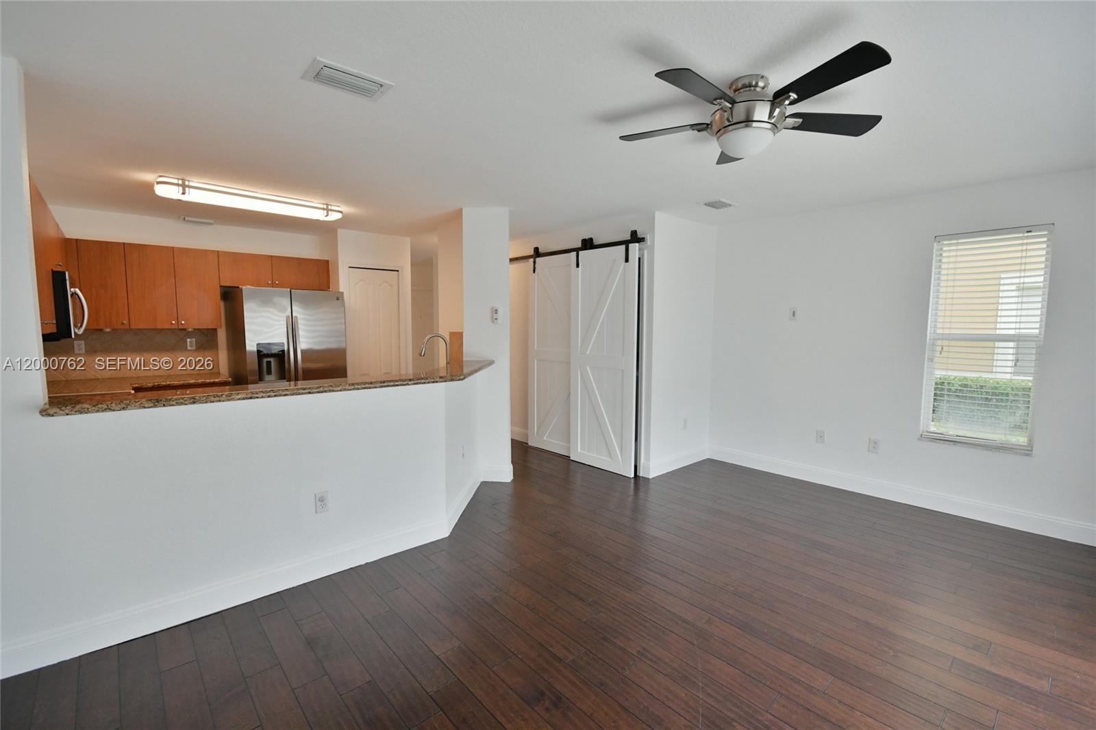 MELROSE POINT CONDO - Residential Lease