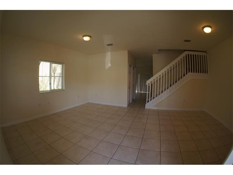 VENETIA GROVES - Residential Lease