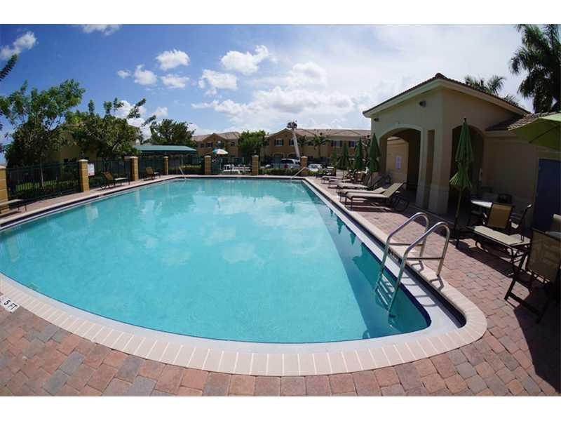 VENETIA GROVES - Residential Lease