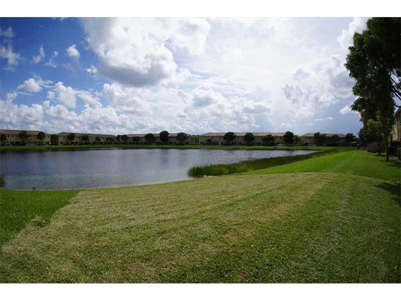 VENETIA GROVES - Residential Lease