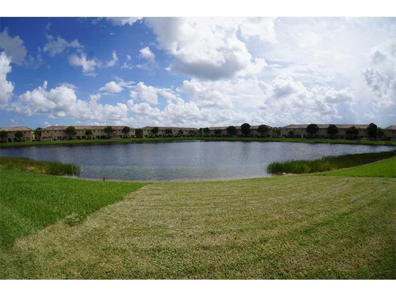 VENETIA GROVES - Residential Lease