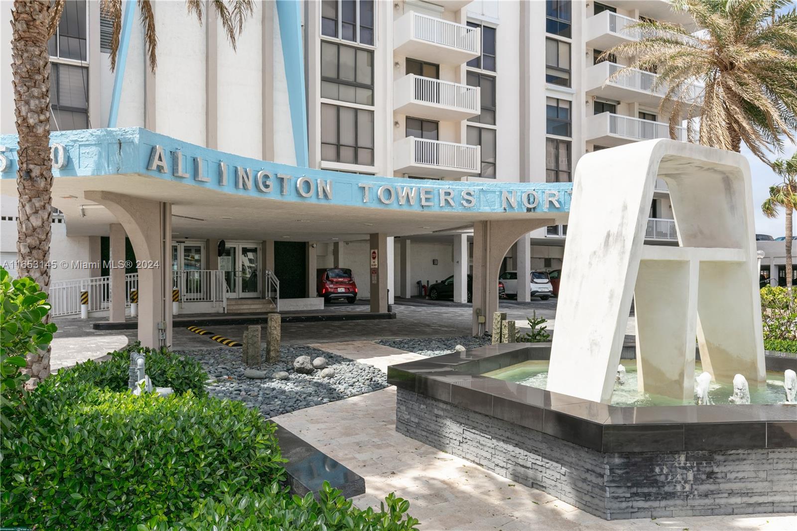 1500 S Ocean Dr 15A